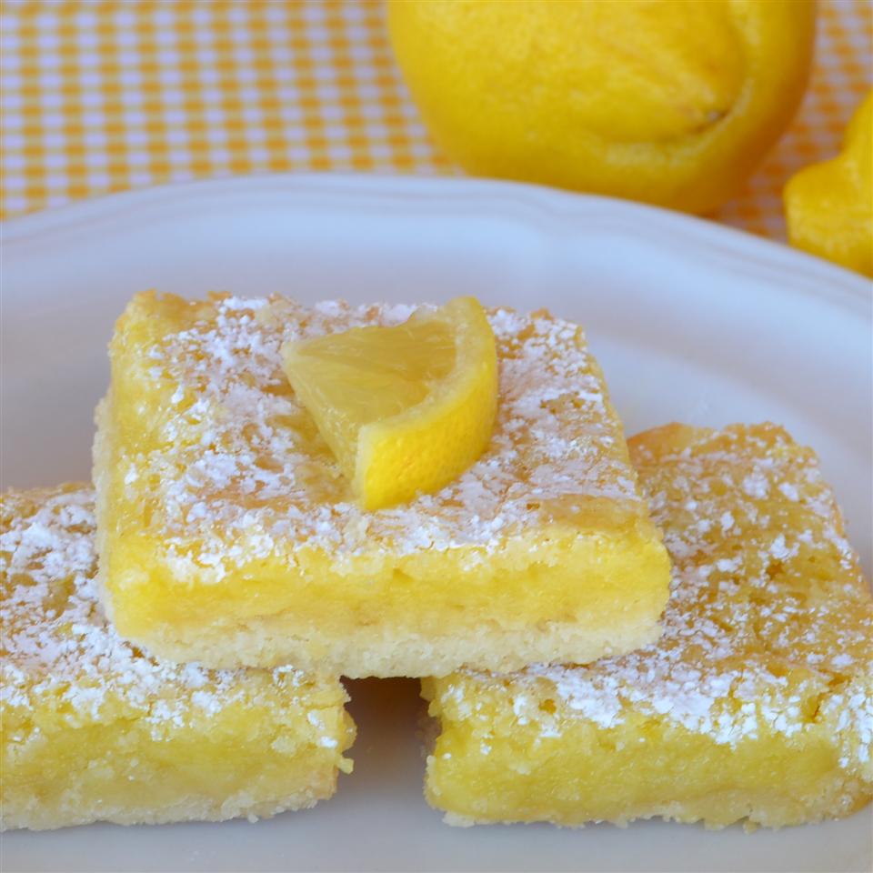 Best Lemon Bars Recipe 