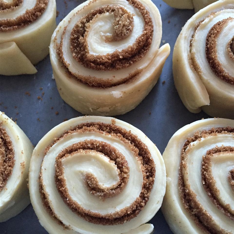 Ninety Minute Cinnamon Rolls Recipe - Recipes A to Z