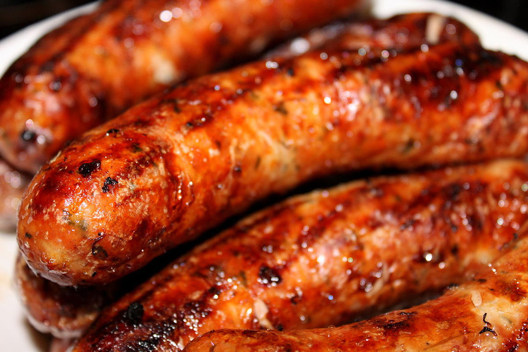 Wisconsin Bratwurst Recipe - Recipes A to Z